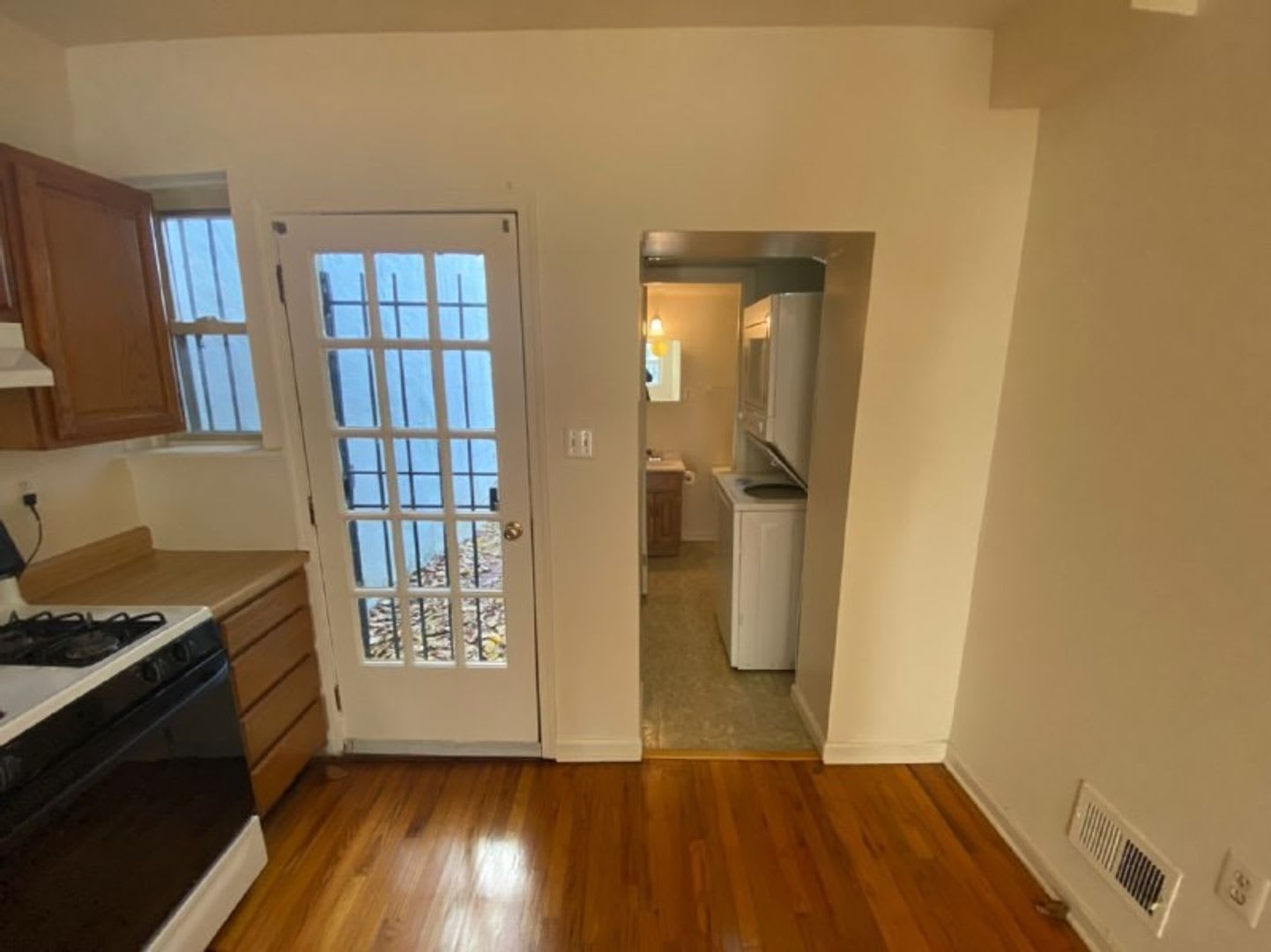 A Charming Two Bedroom One And One Half Bath Row House Located Just Off New Jersey Ave In The Shaw Neighborhood – photo 5