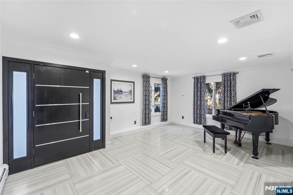 99 Ogle Road – photo 2