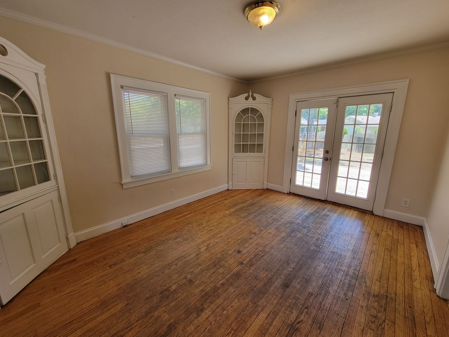 1444 South Bend Ave – photo 4