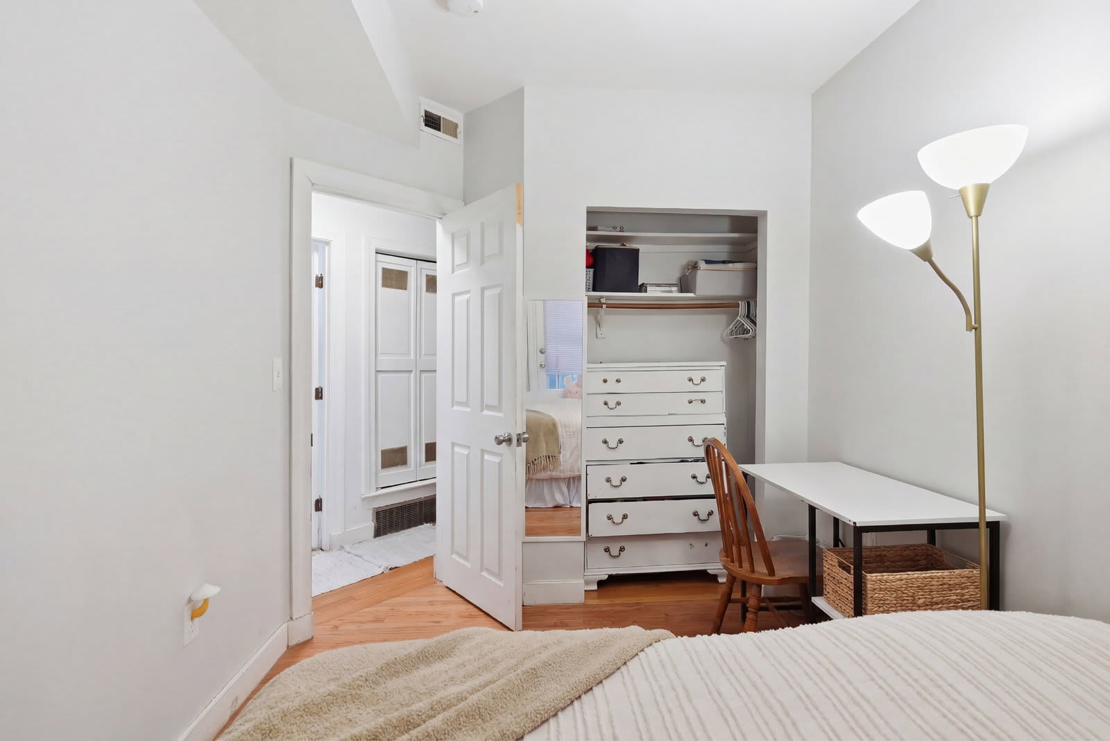 20 Symphony Road – photo 2