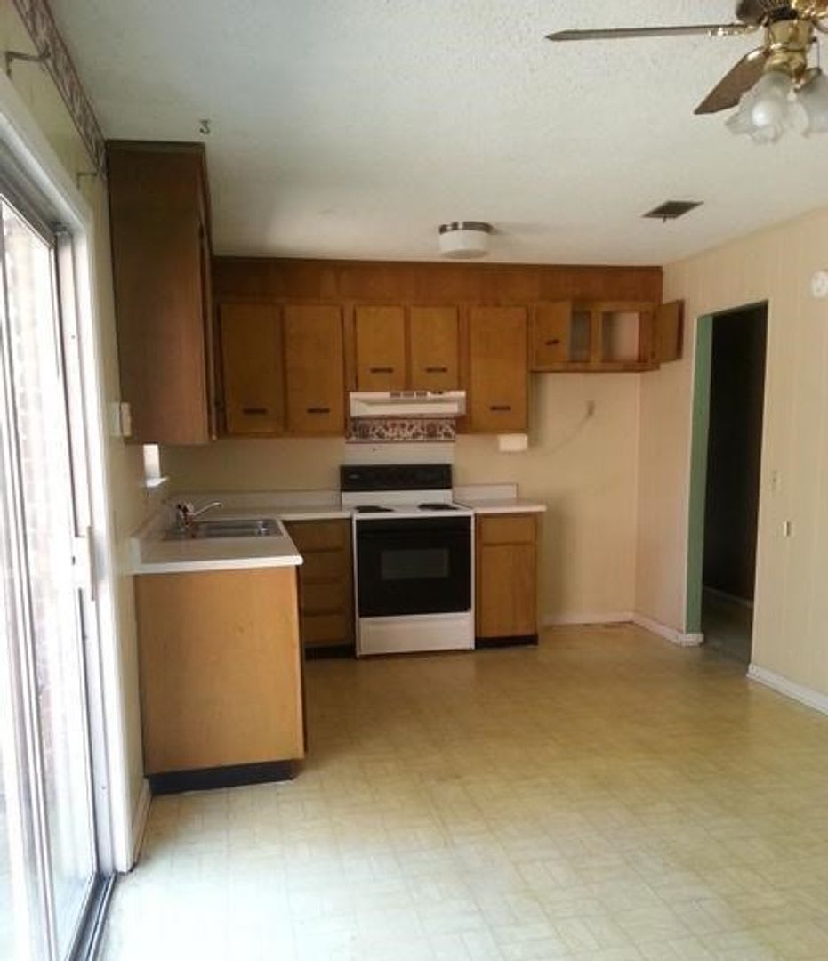 Updated All-Brick 3 Bedroom Home Coming Soon! – photo 2