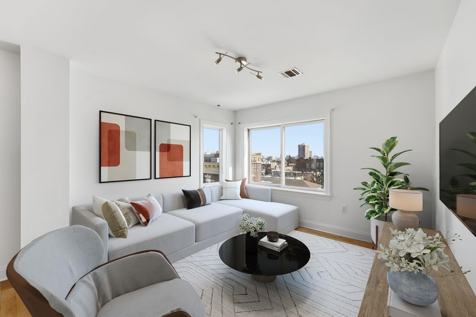 5509 Madison St – photo 2