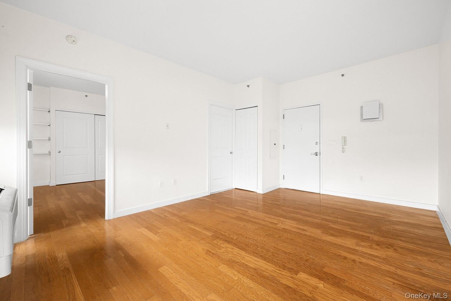 48-15 11TH Street – photo 4