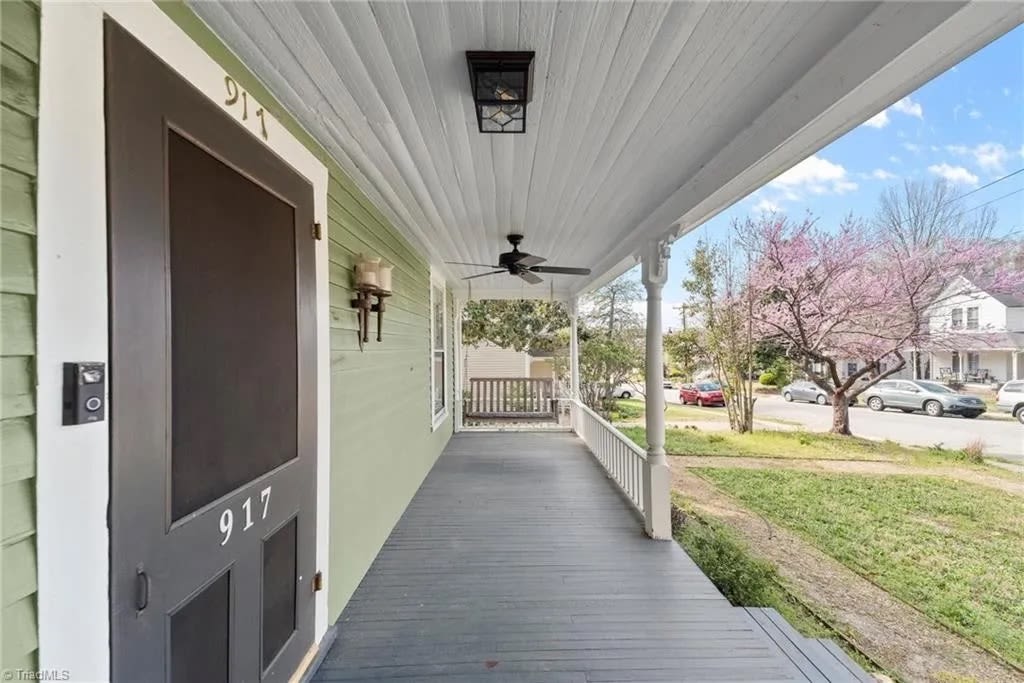 917 Walker Ave – photo 3