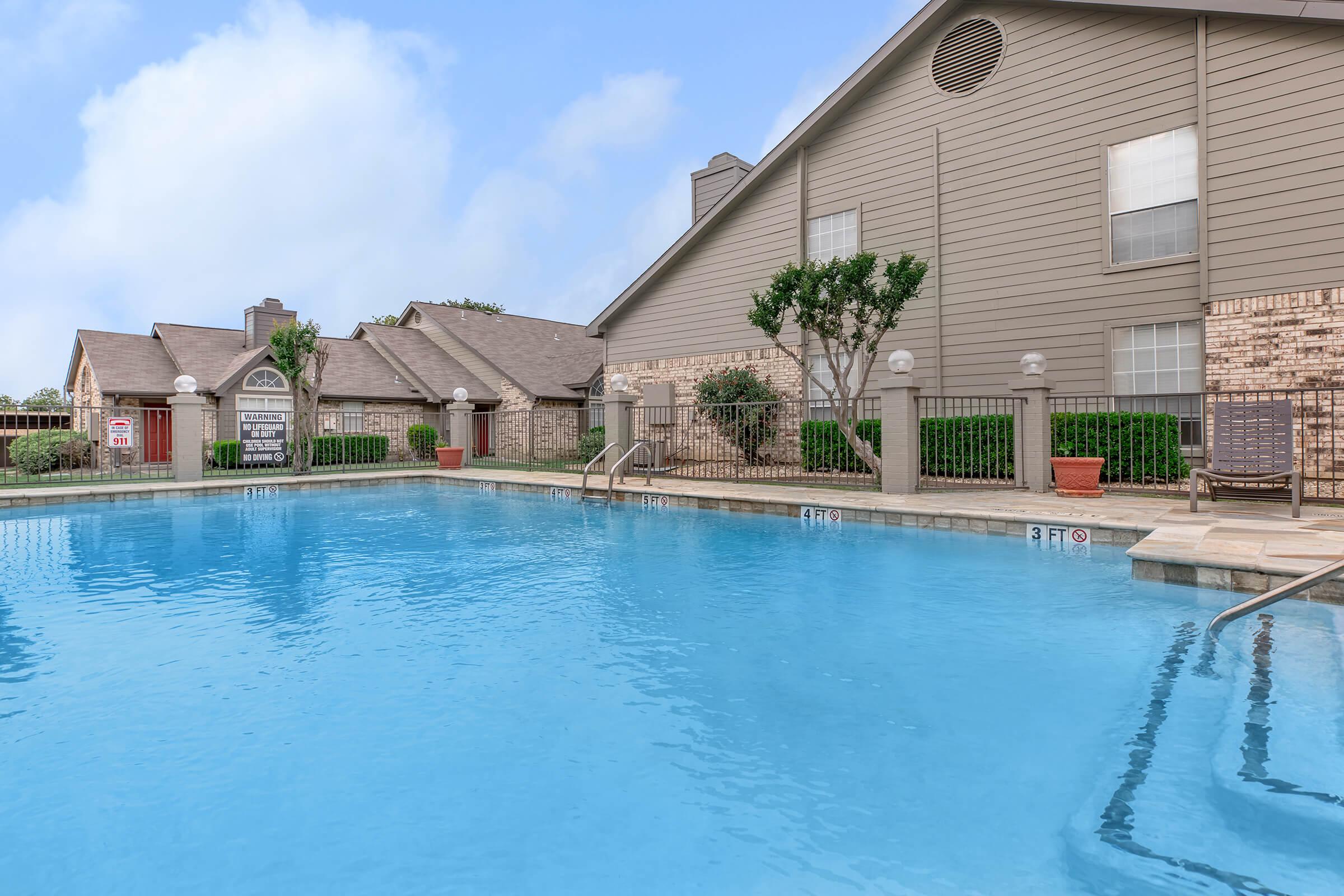 Plano Park Townhomes – photo 3