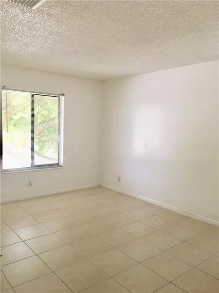 201 Foxtail Drive – photo 4
