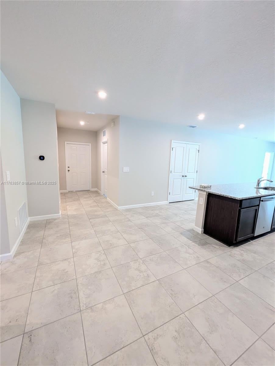 285 Raspberry Road – photo 5