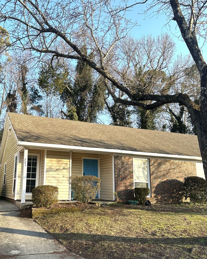 721 Varsity Drive – photo 1