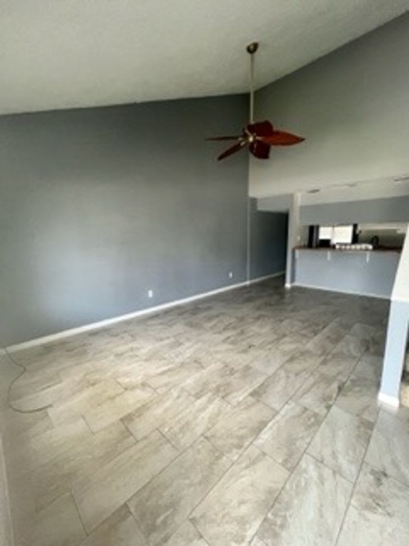 2 Bed 2 Bath Townhome – photo 2