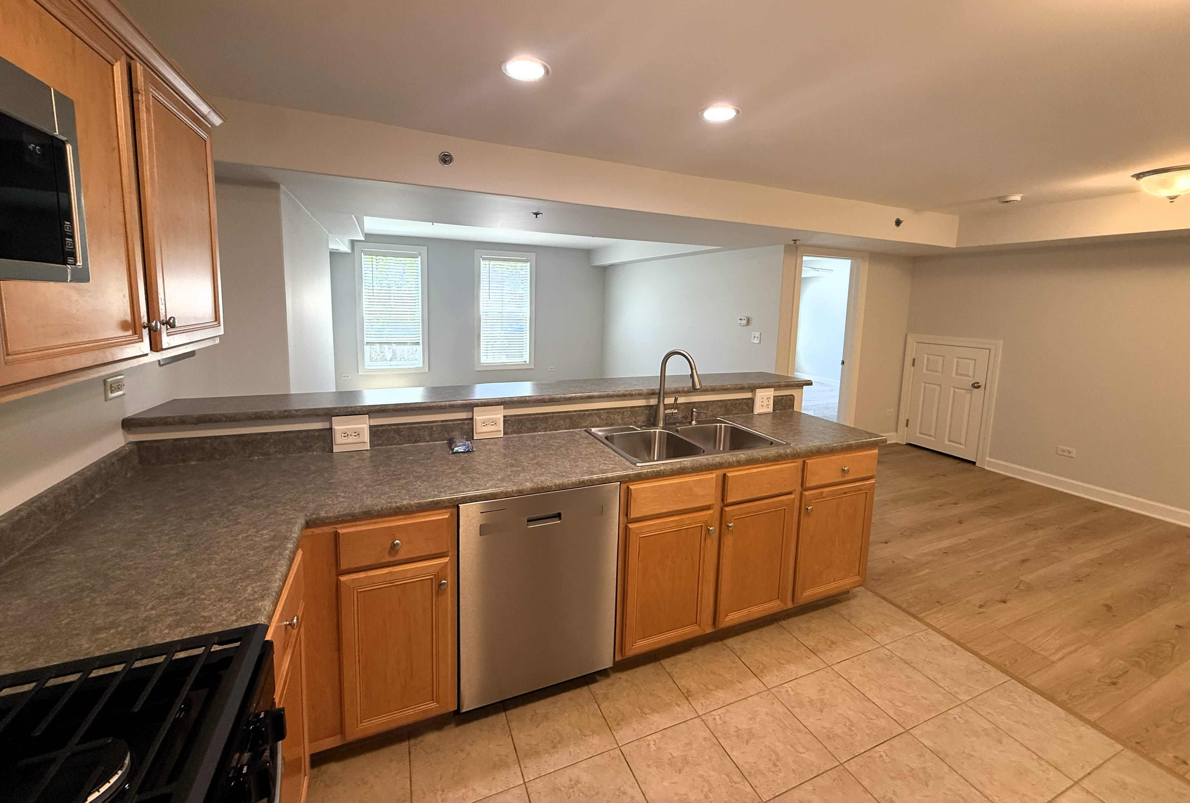 206 West Main Street – photo 4