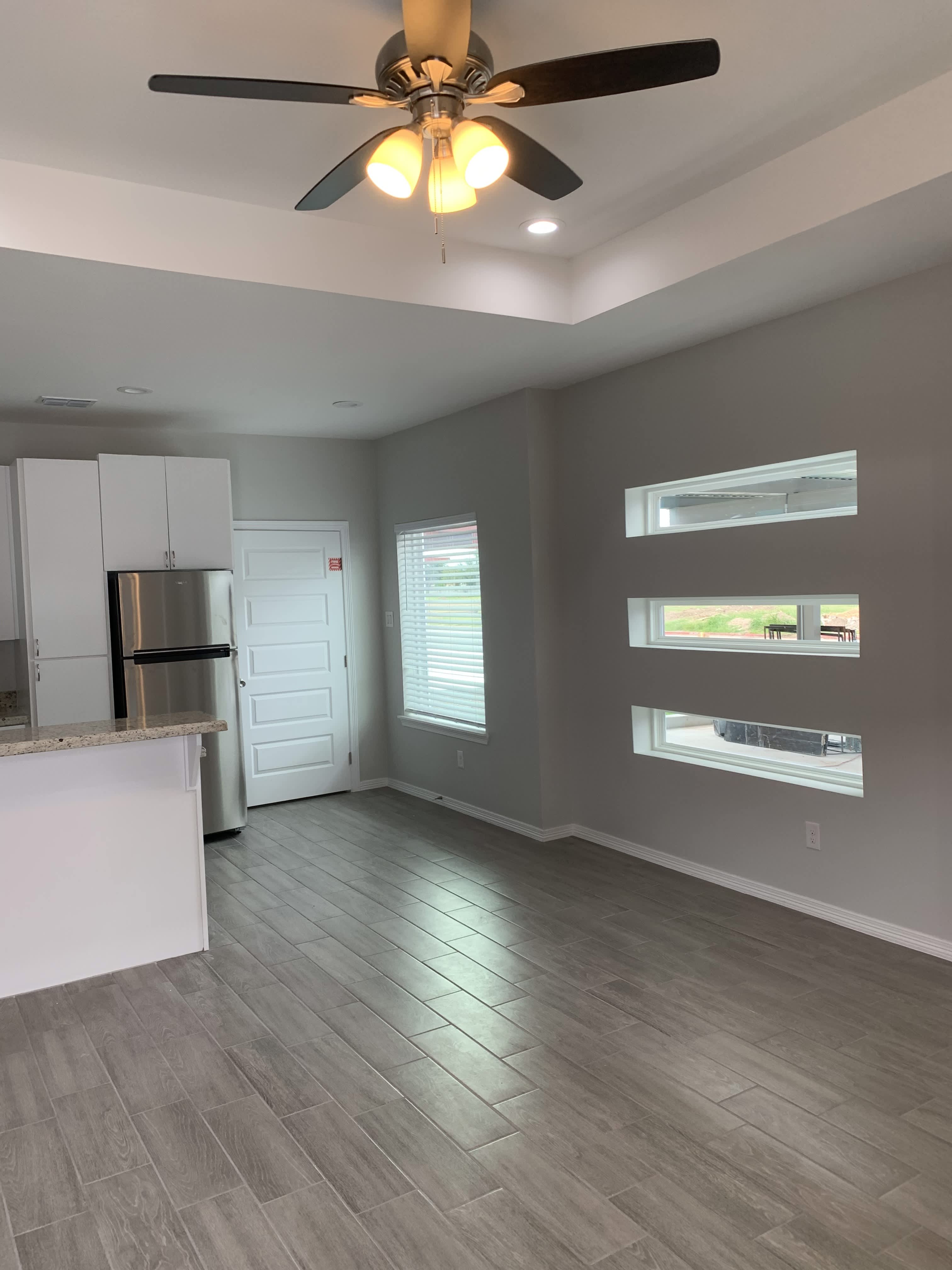 1407 West Heritage Drive – photo 2