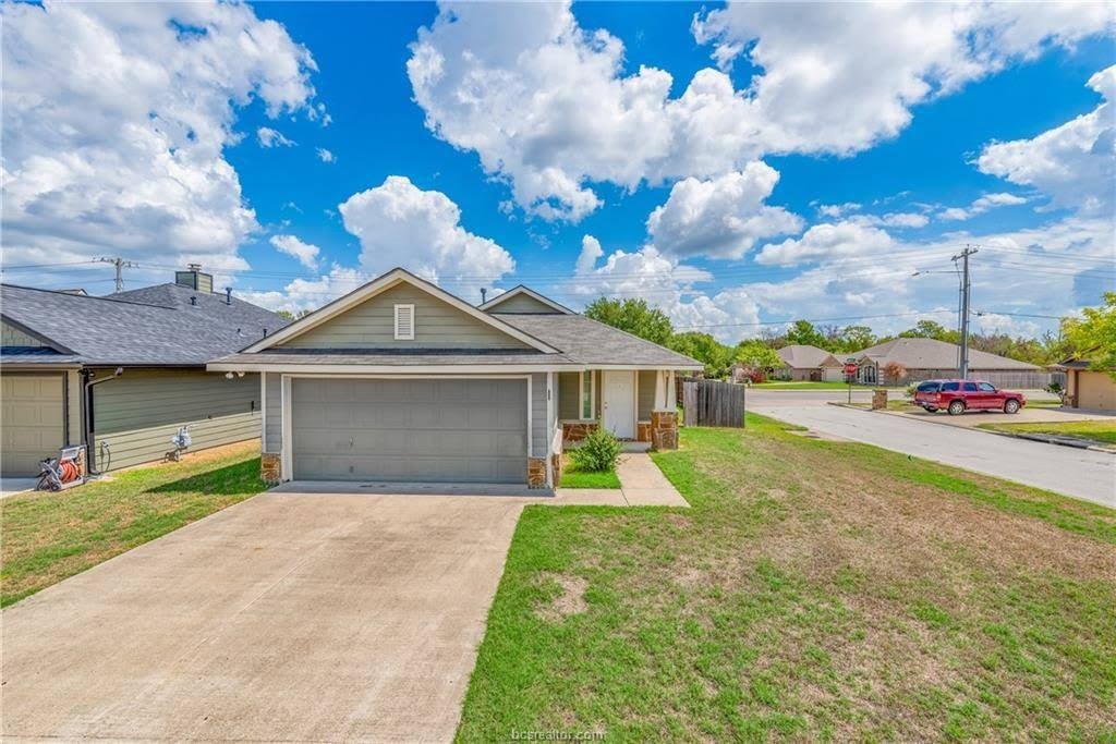 1033 Fallbrook Loop – photo 1