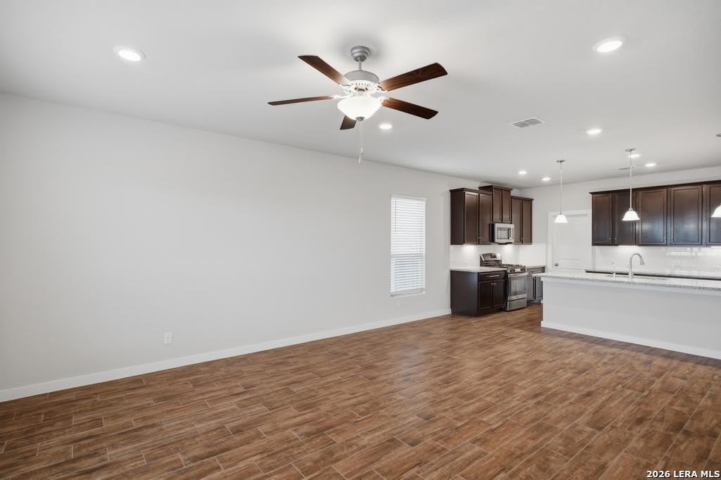 2431 Valencia Crst – photo 5