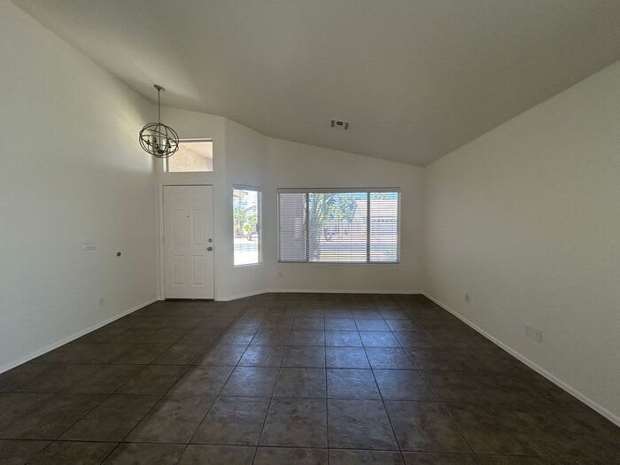 3861 East Redfield Court – photo 4