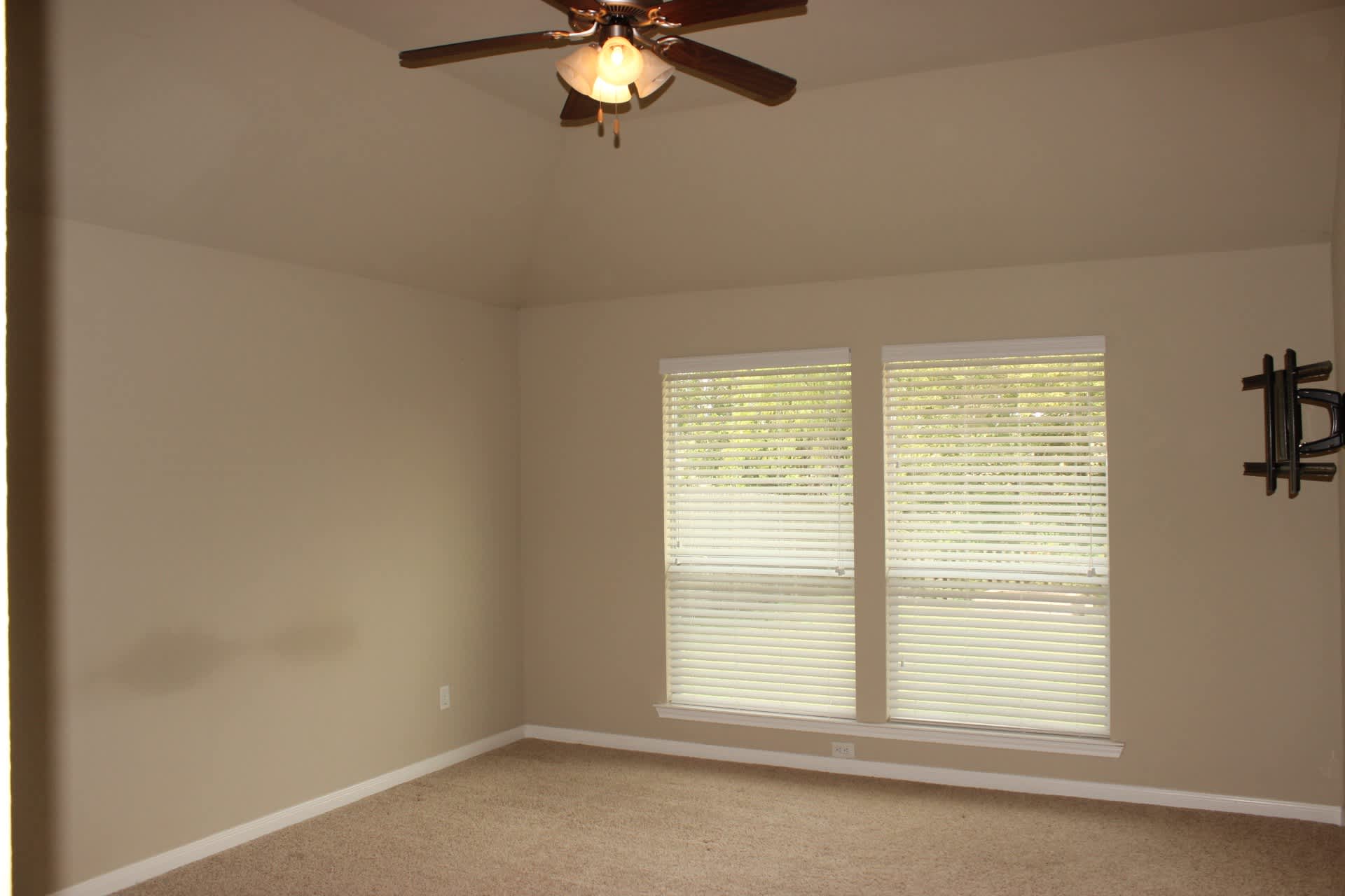 2111 Springwood Drive – photo 4