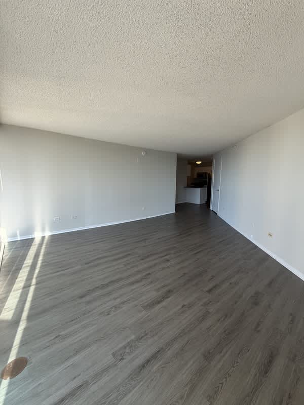 501 N State – photo 3