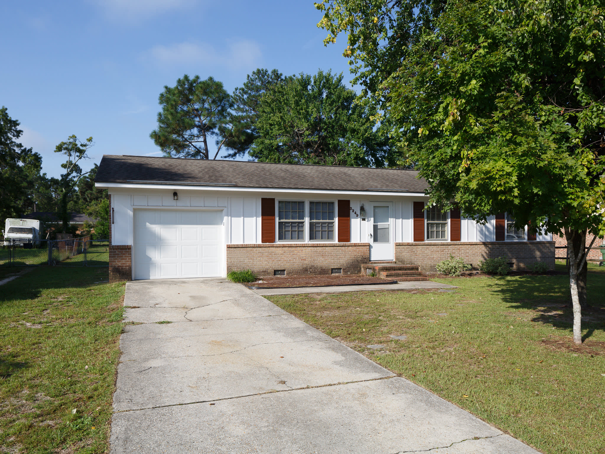 3249 Glenmore Drive – photo 2
