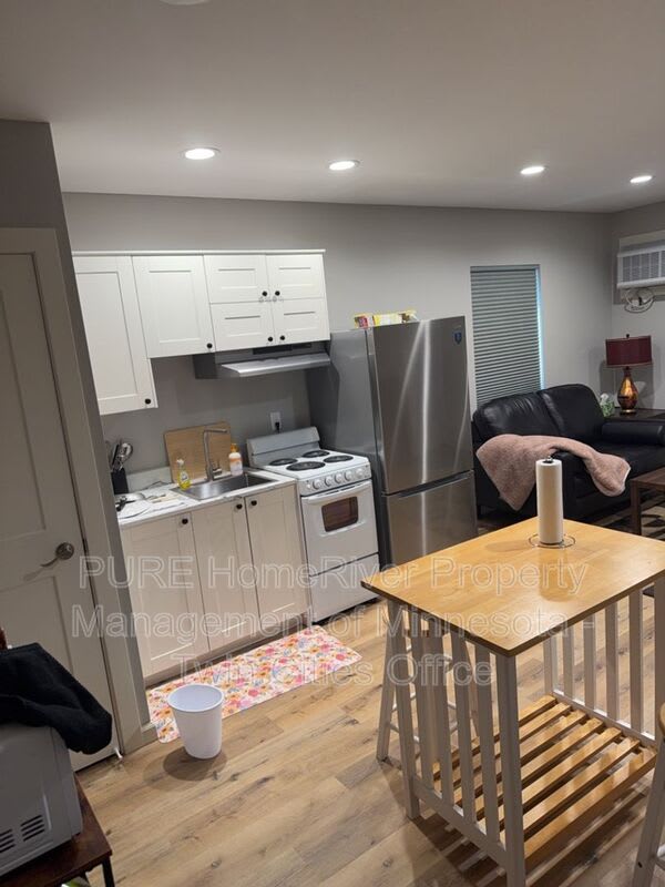 4836 Clinton Ave – photo 5