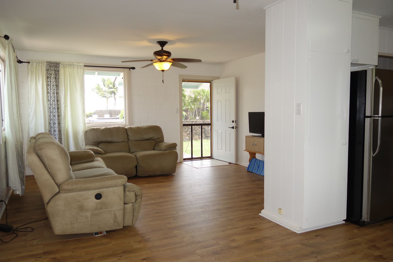3 BD / 1.5 BA Home in Waialua! – photo 2