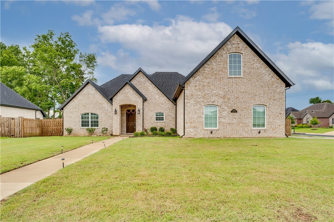 1100 Brandon Way – photo 1