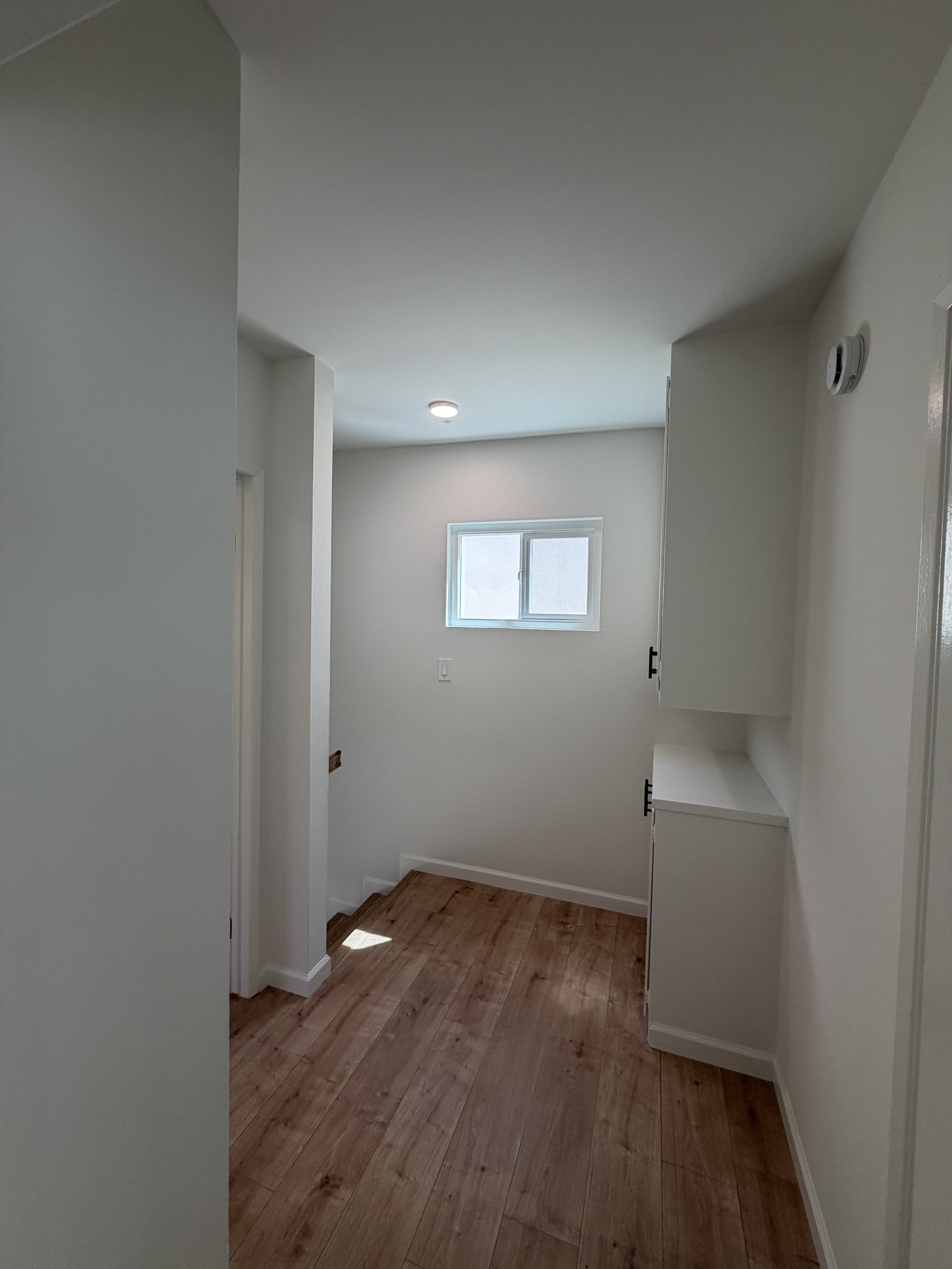 8535 Lookout Mountain Ave – photo 5