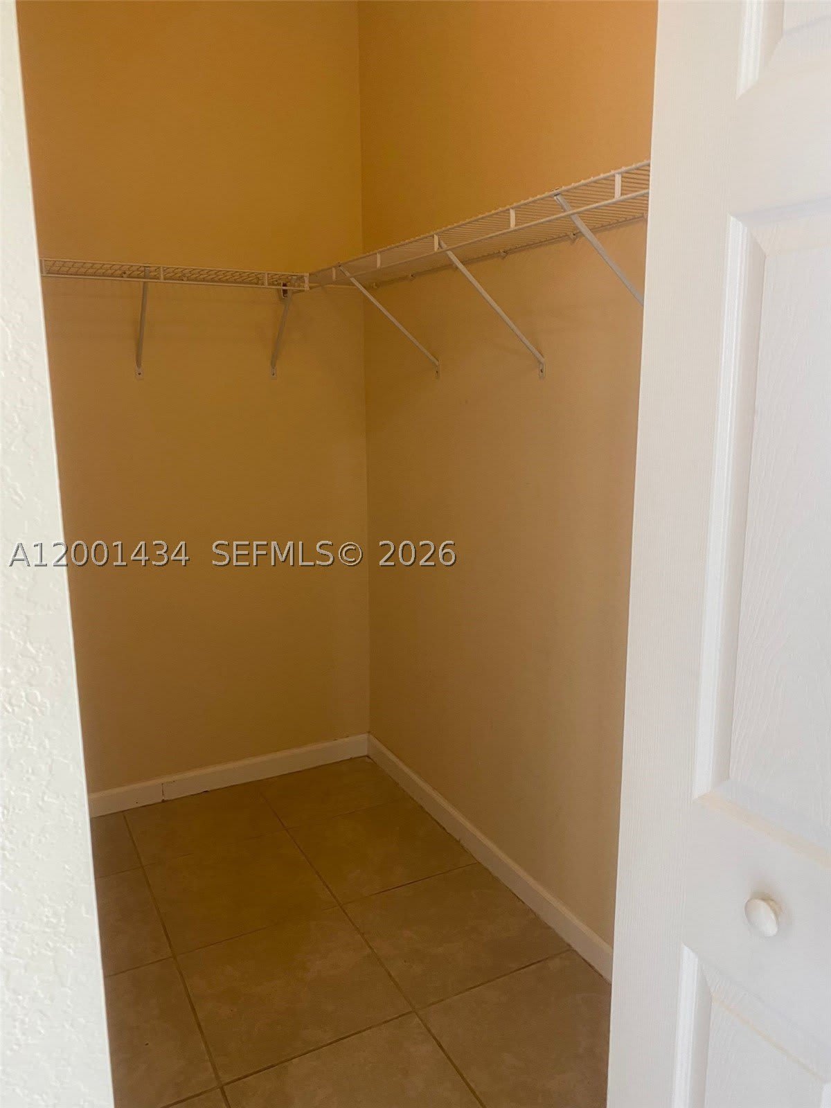 17186 SW 93RD ST – photo 4