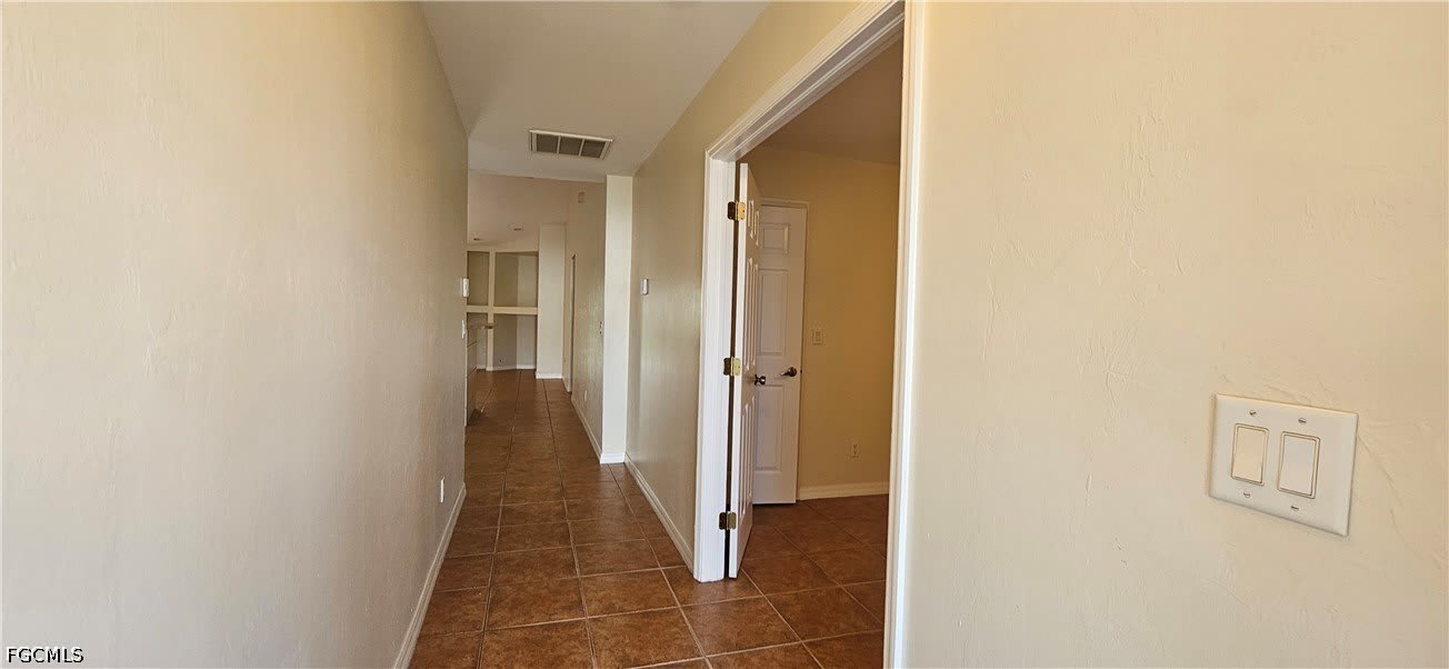 3007 SW Santa Barbara Place – photo 2