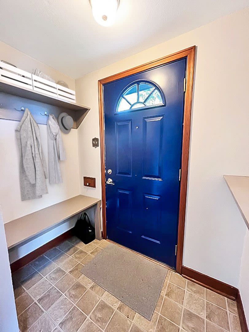 246 Hyland – photo 3