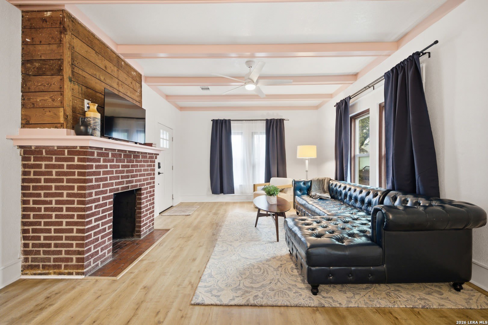 115 W HIGHLAND BLVD – photo 2