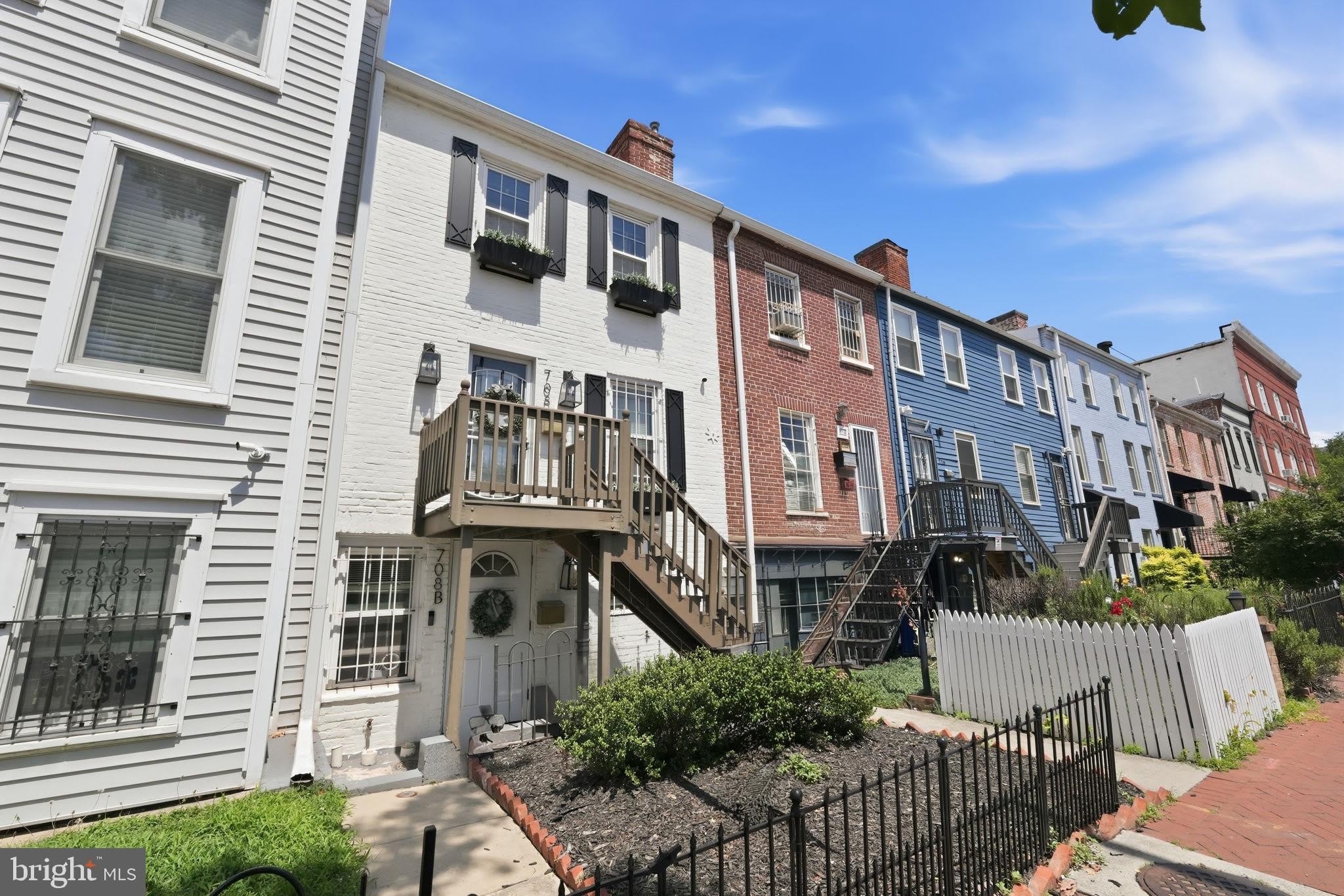 708 I Street SE – photo 2