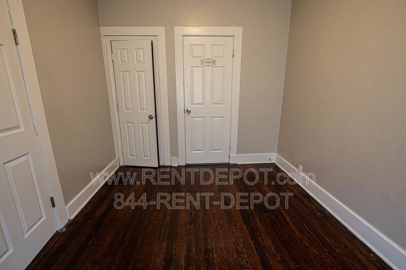 1136 Jefferson Ave. – photo 5
