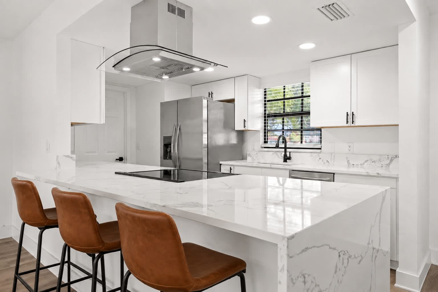 7902 Royal Hart Drive – photo 2