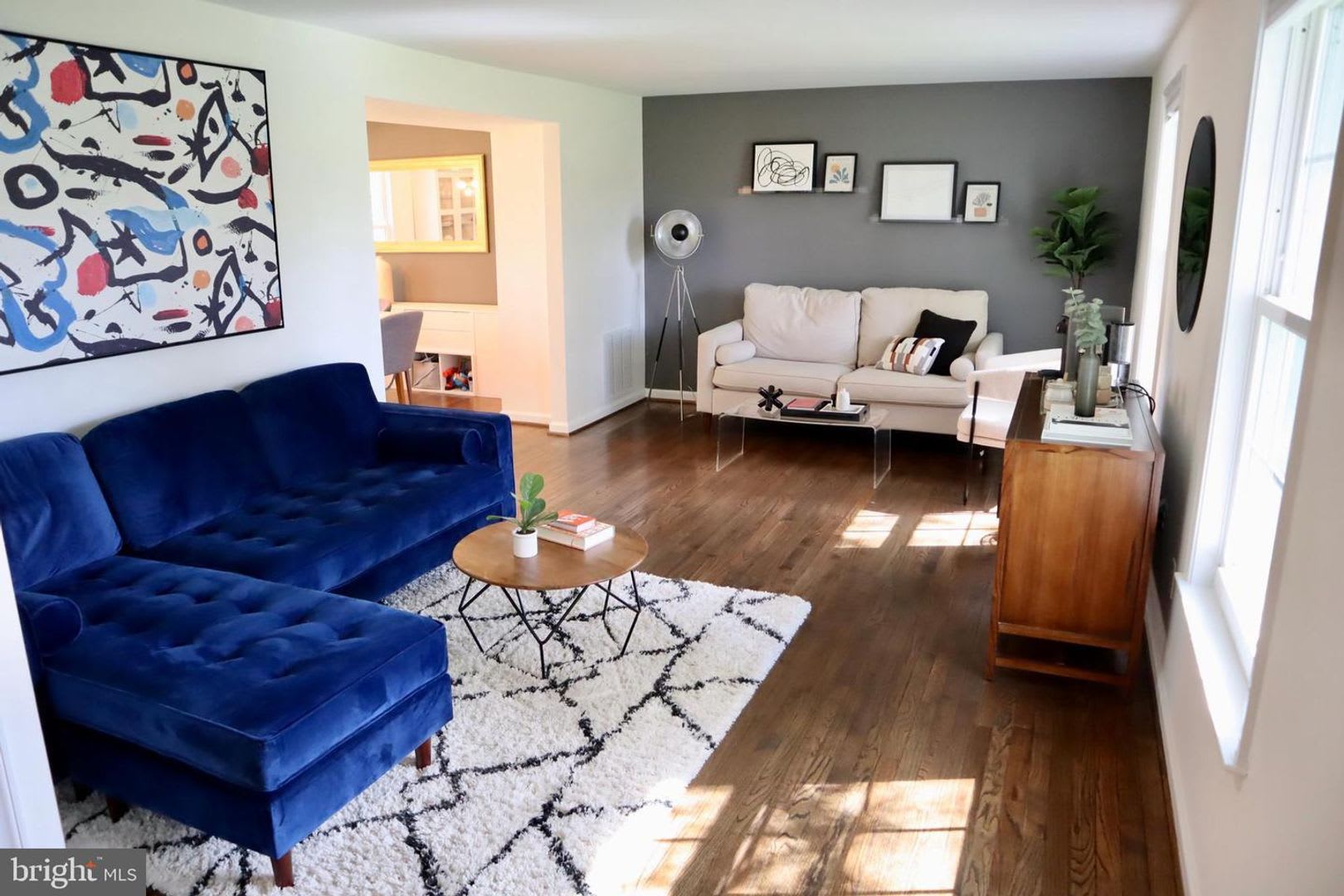 SPACIOUS 4 BR 3.5 BATH CONTEMPORARY HOME IS NOW AVAILABLE IN DERWOOD – photo 3