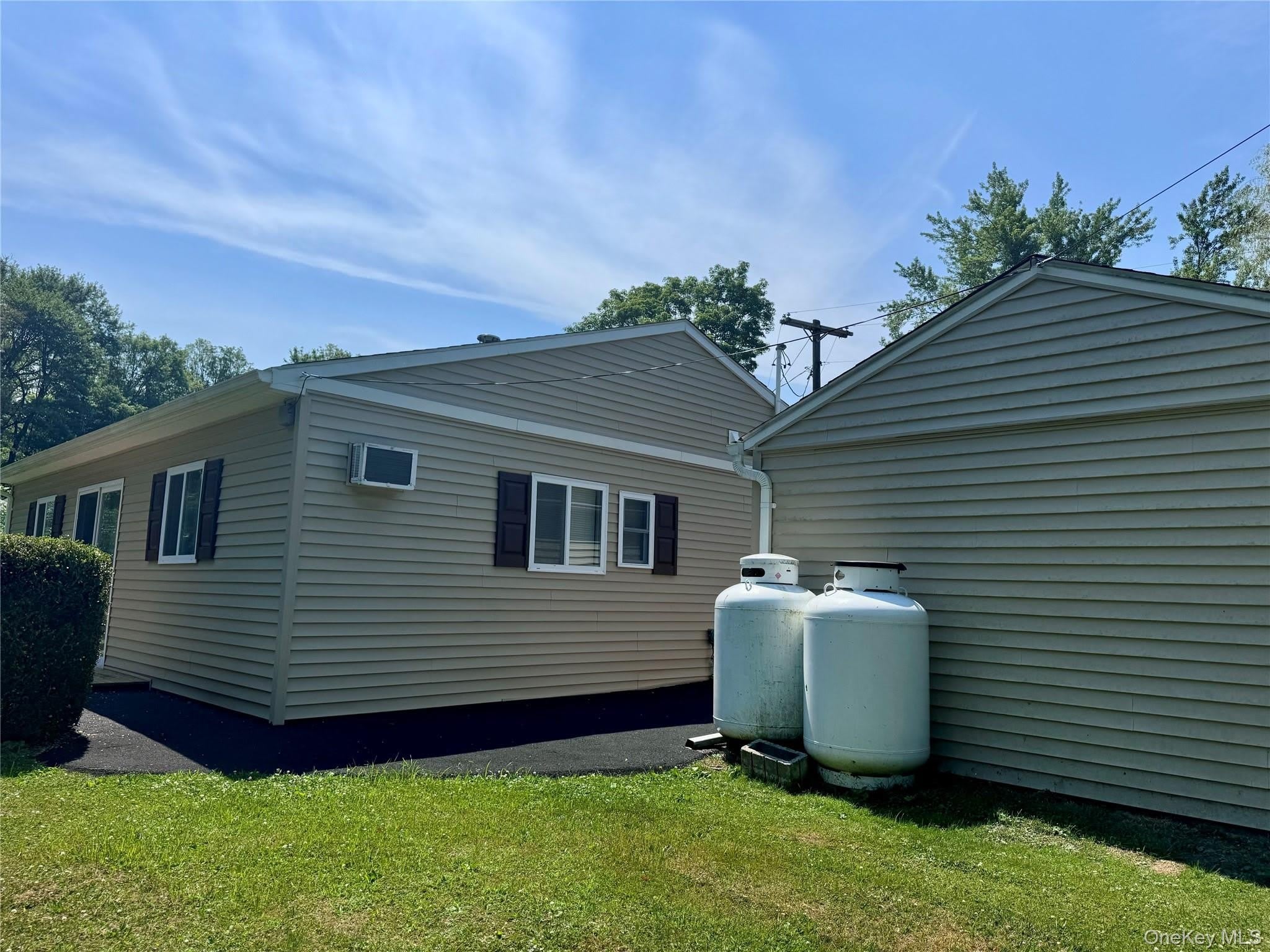1 Center Road – photo 2