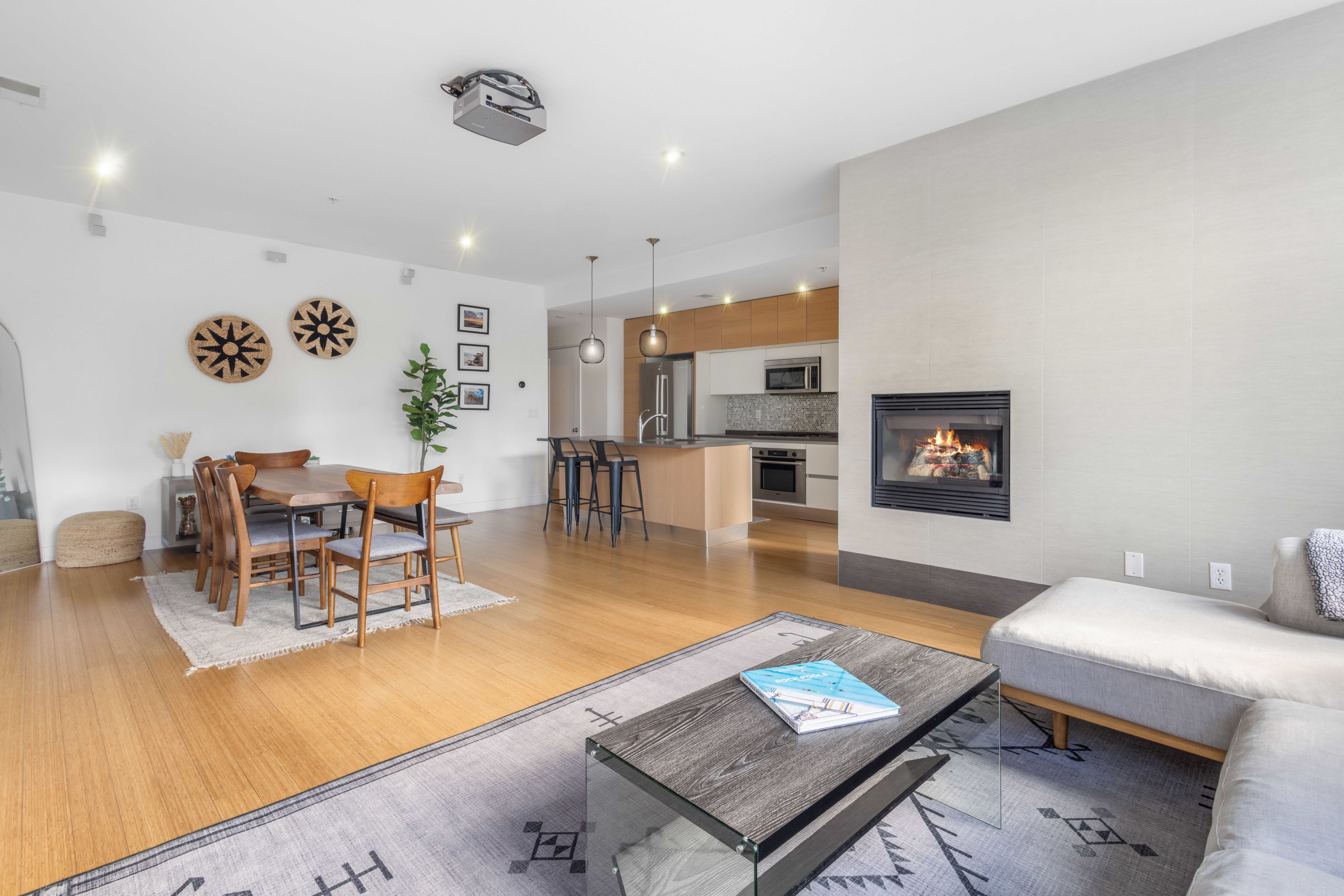 210 Bolton Street – photo 2