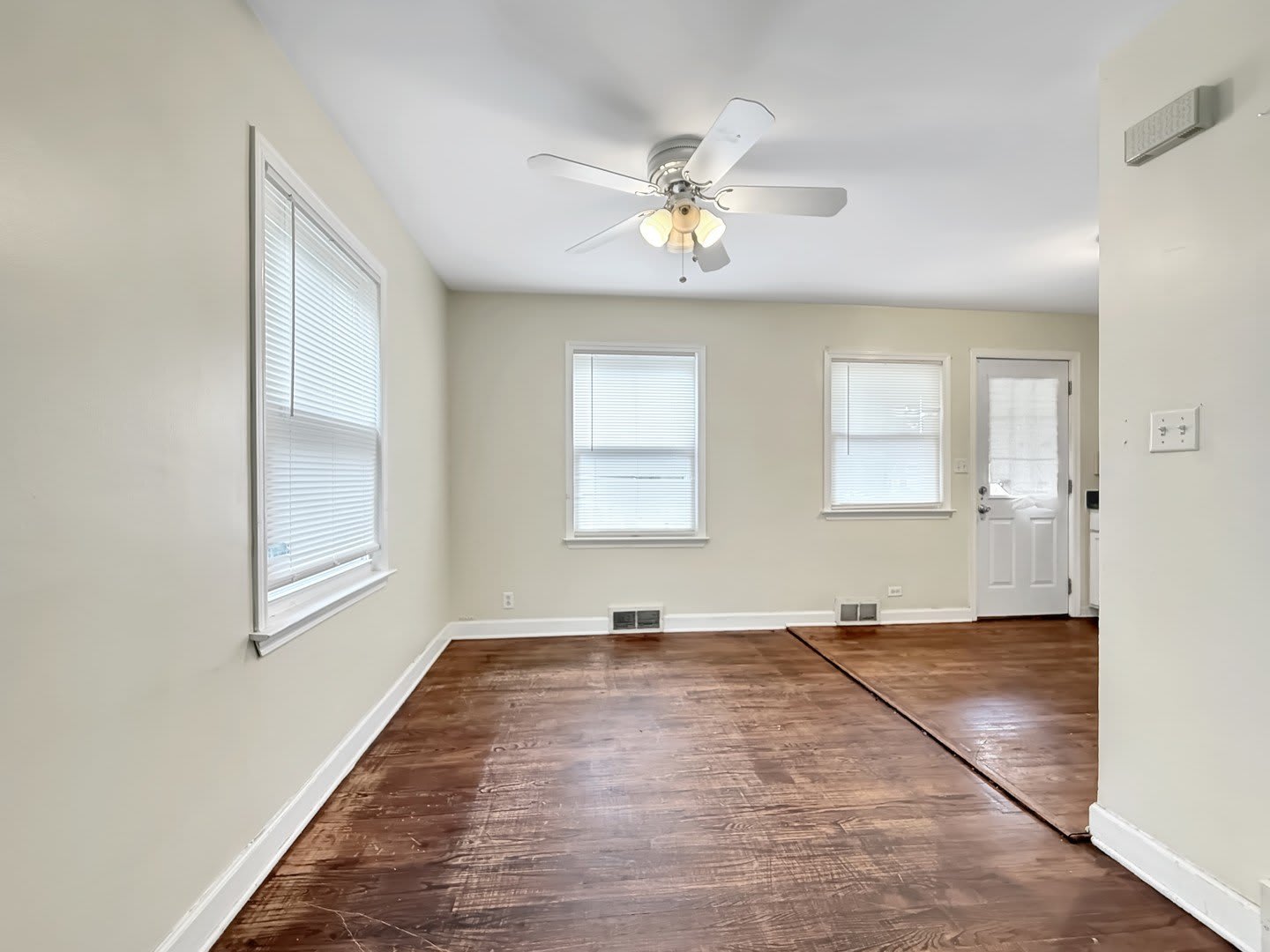 830 N Loomis Street – photo 5