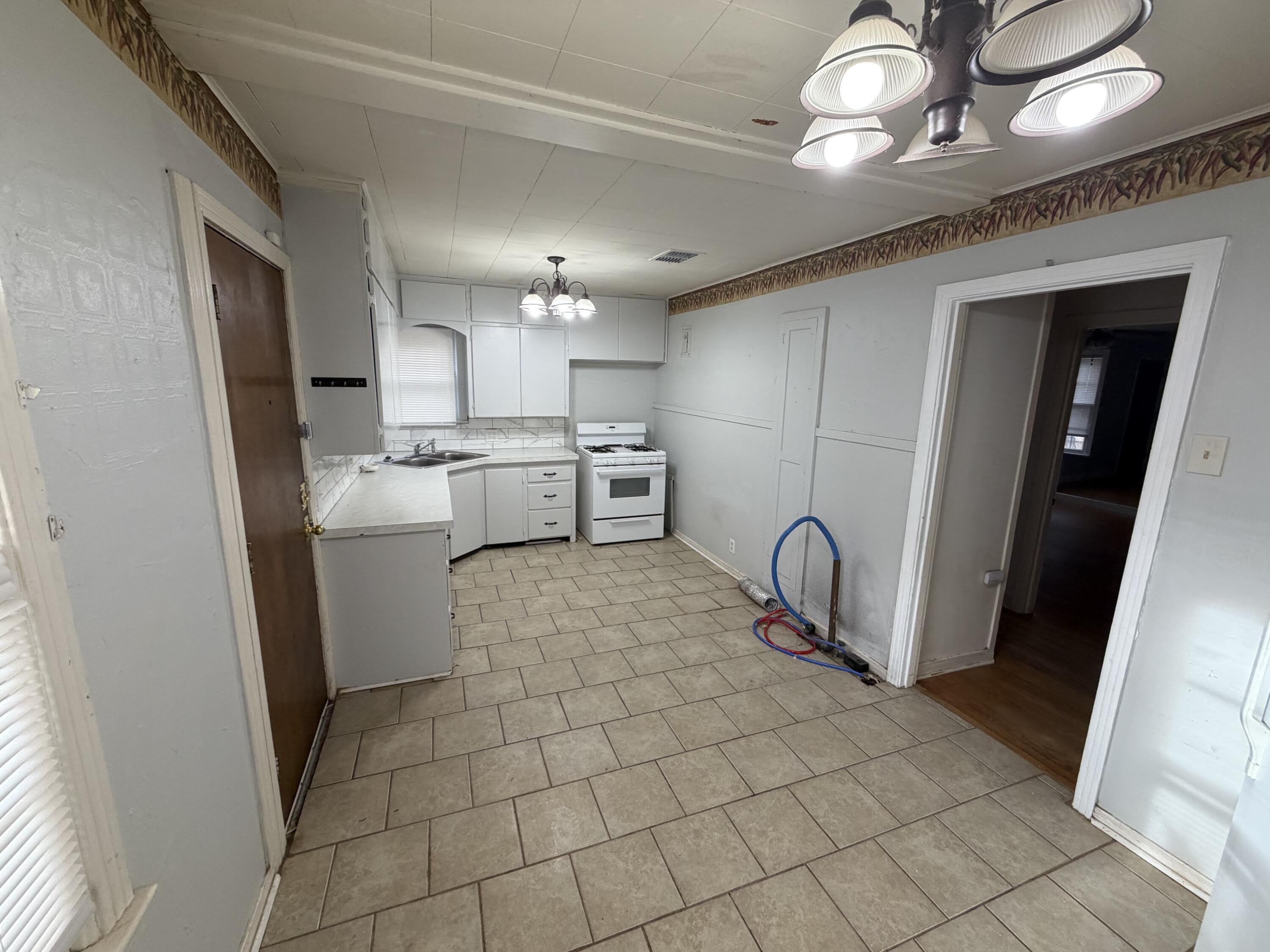 2418 29Th Street – photo 4