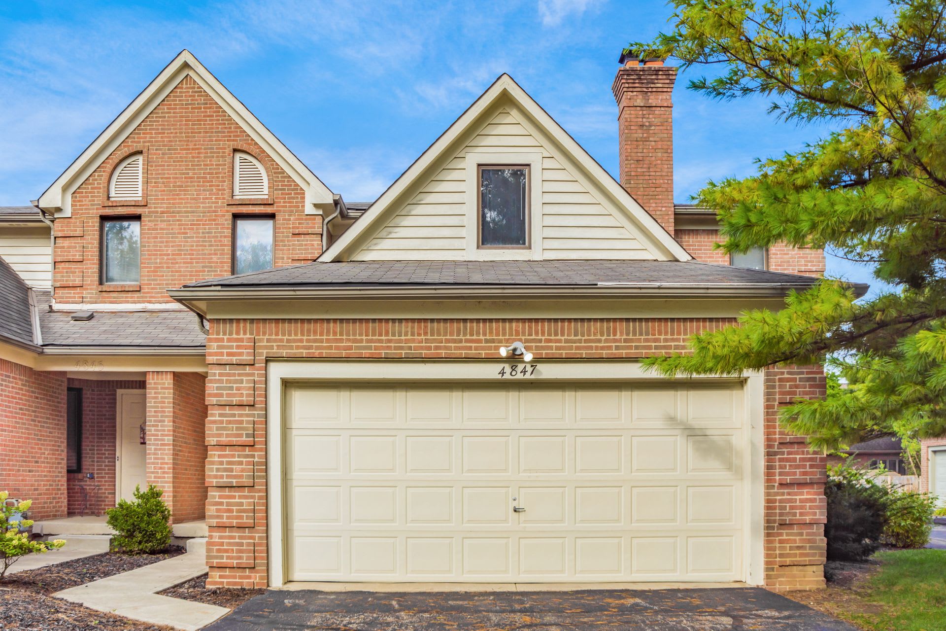 4847 Dierker Road – photo 1