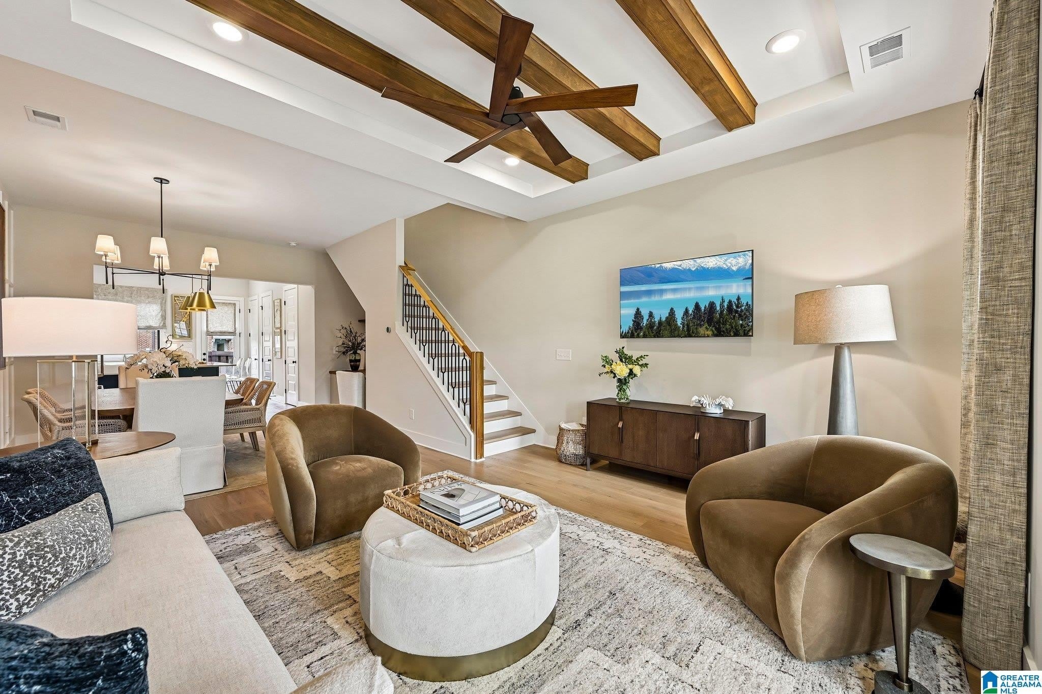1199 WINDSOR SQUARE – photo 3