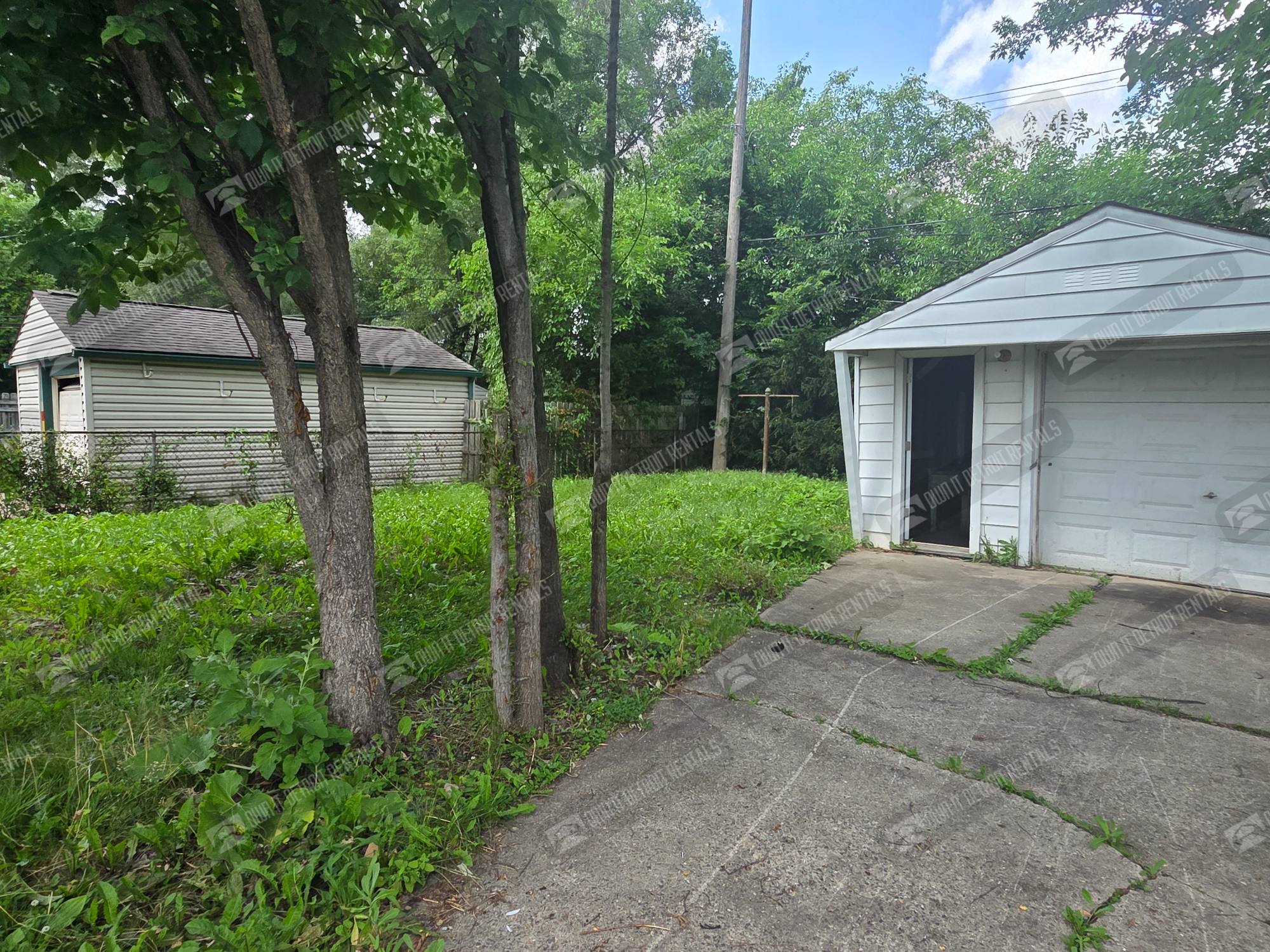 19759 Mccormick St – photo 4