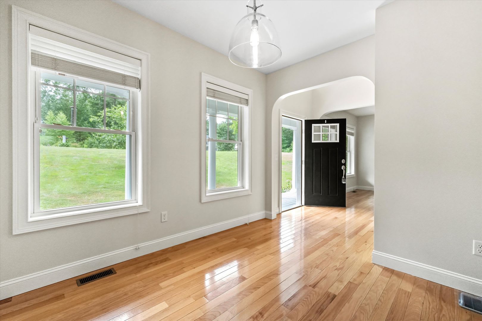 30 Daylily Lane New Boston, NH 03070 – photo 5