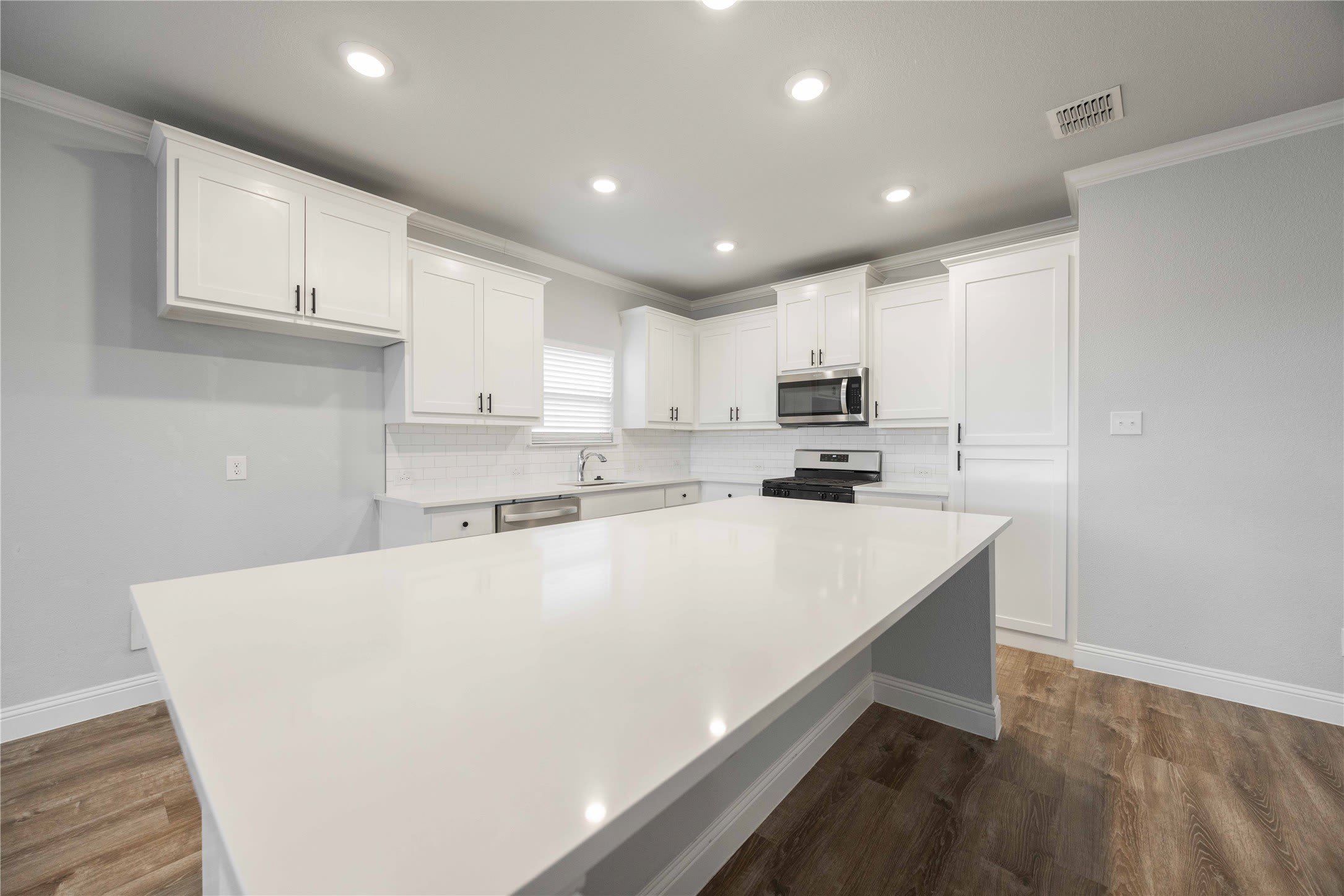 354 Rock Acre Drive – photo 2