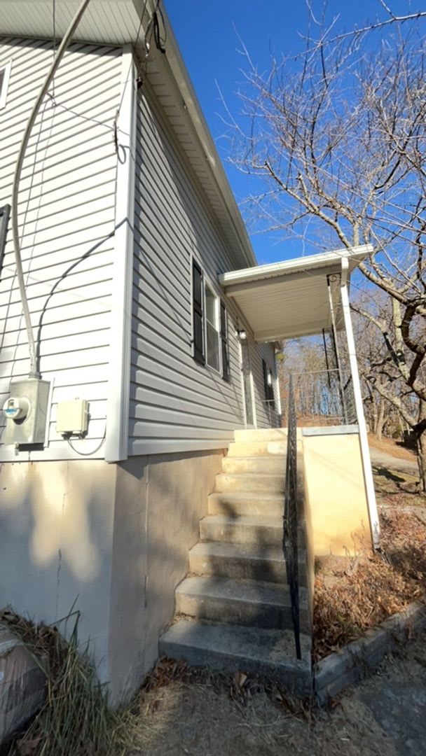 3035 Trent Road SE – photo 1