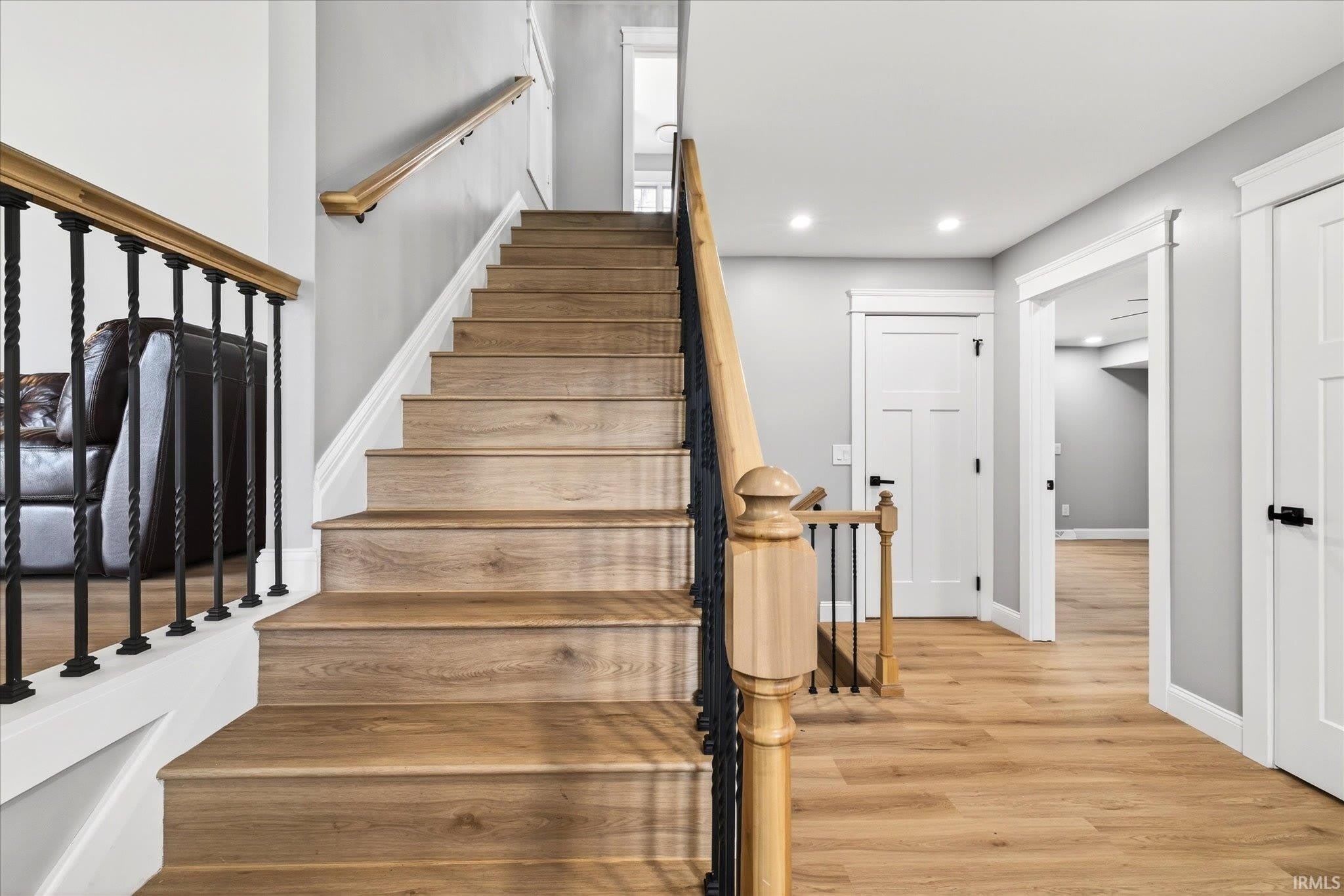 633 S Ravencrest Avenue – photo 5