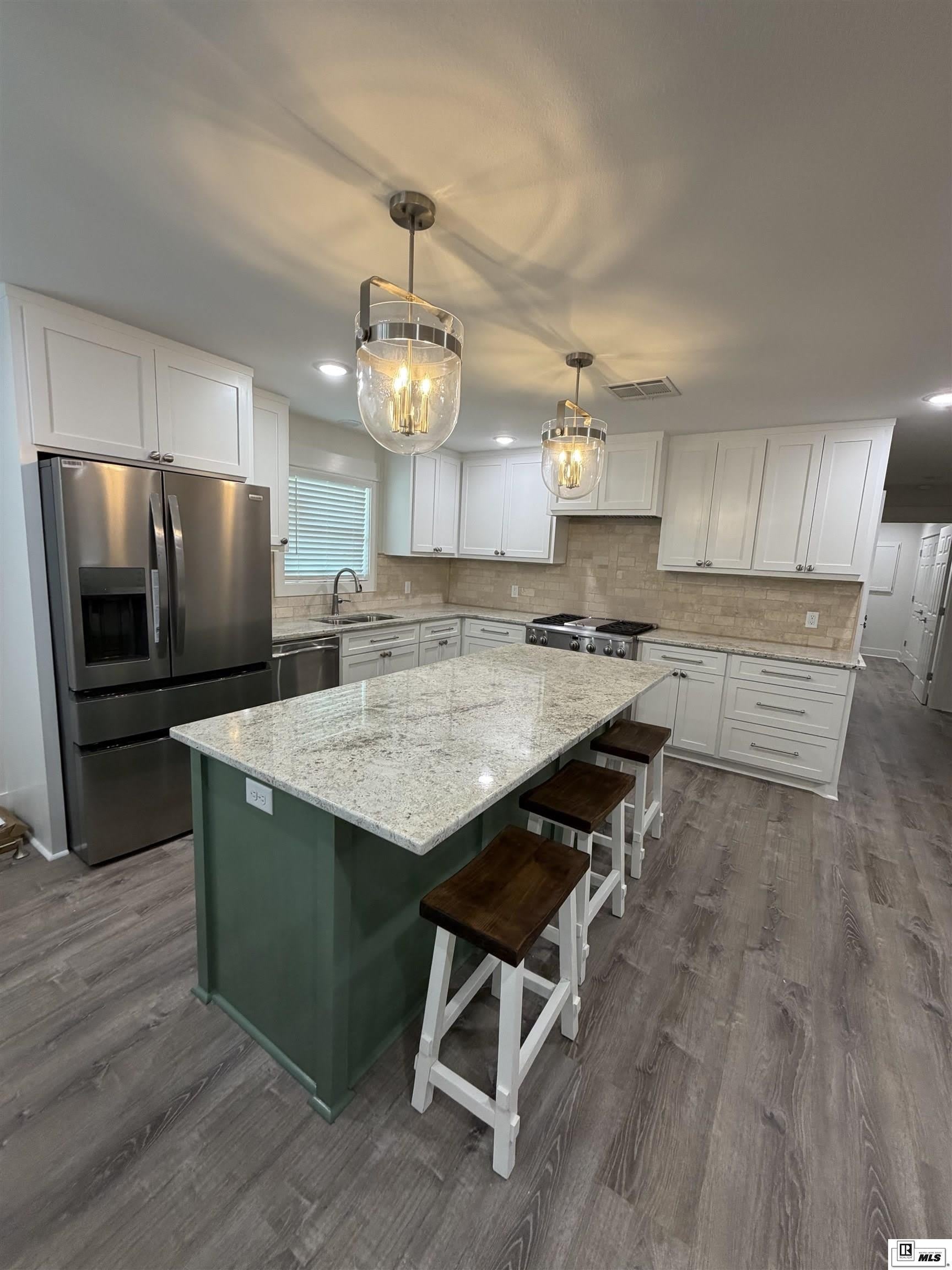 204 ASHLEY STREET – photo 5