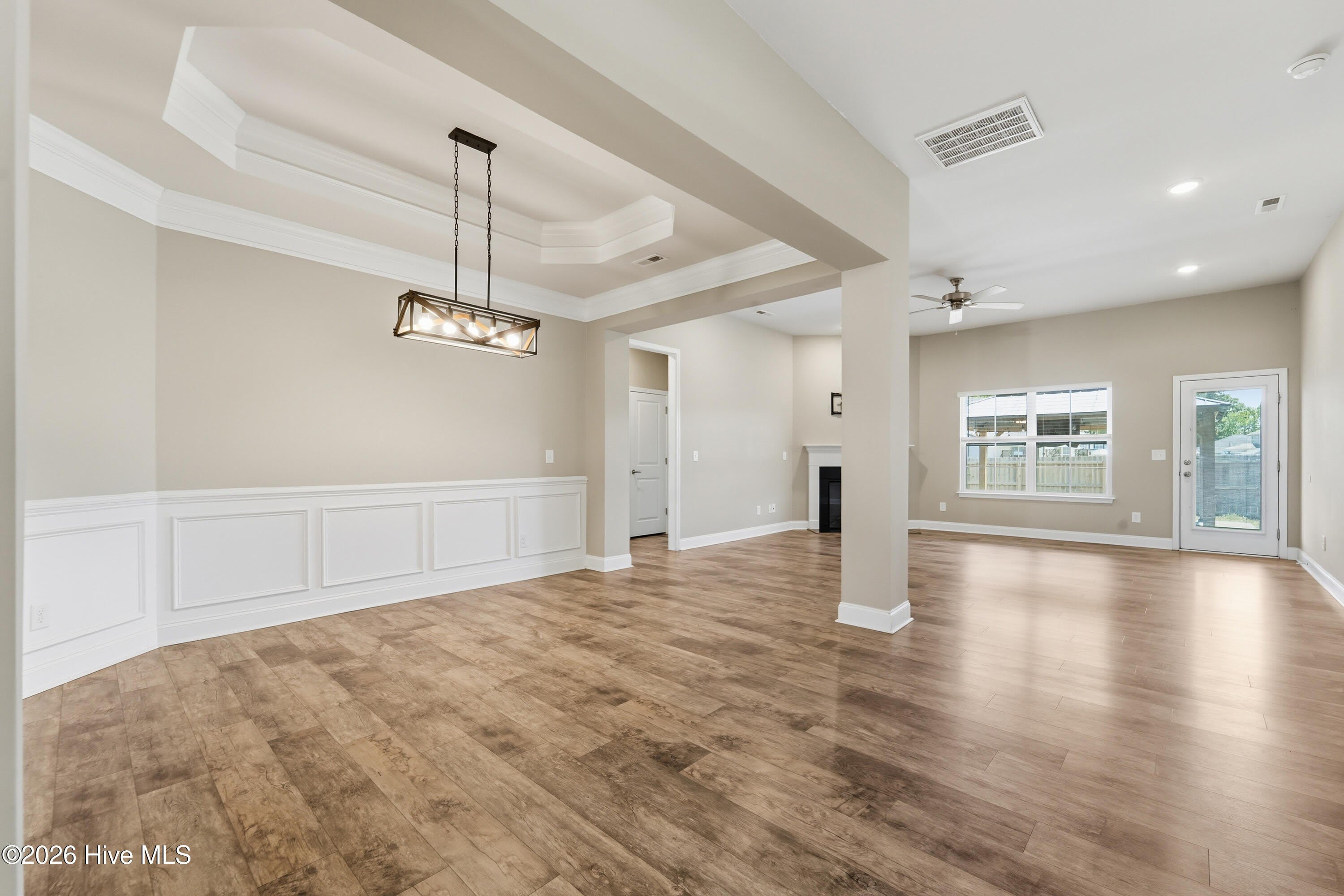 755 Greenwich Place – photo 4