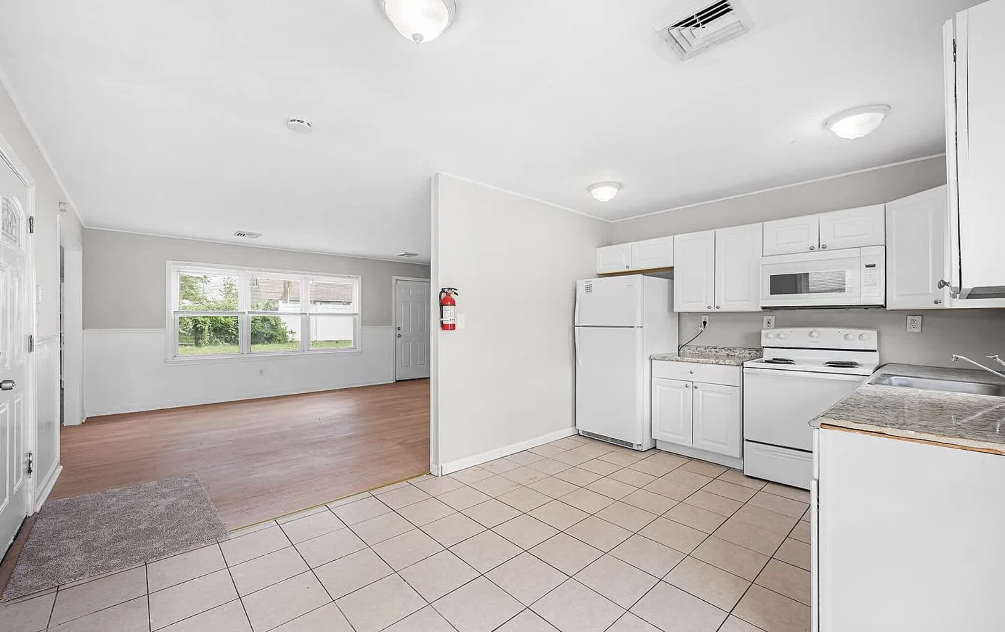 11 Sedgwick Ln – photo 3