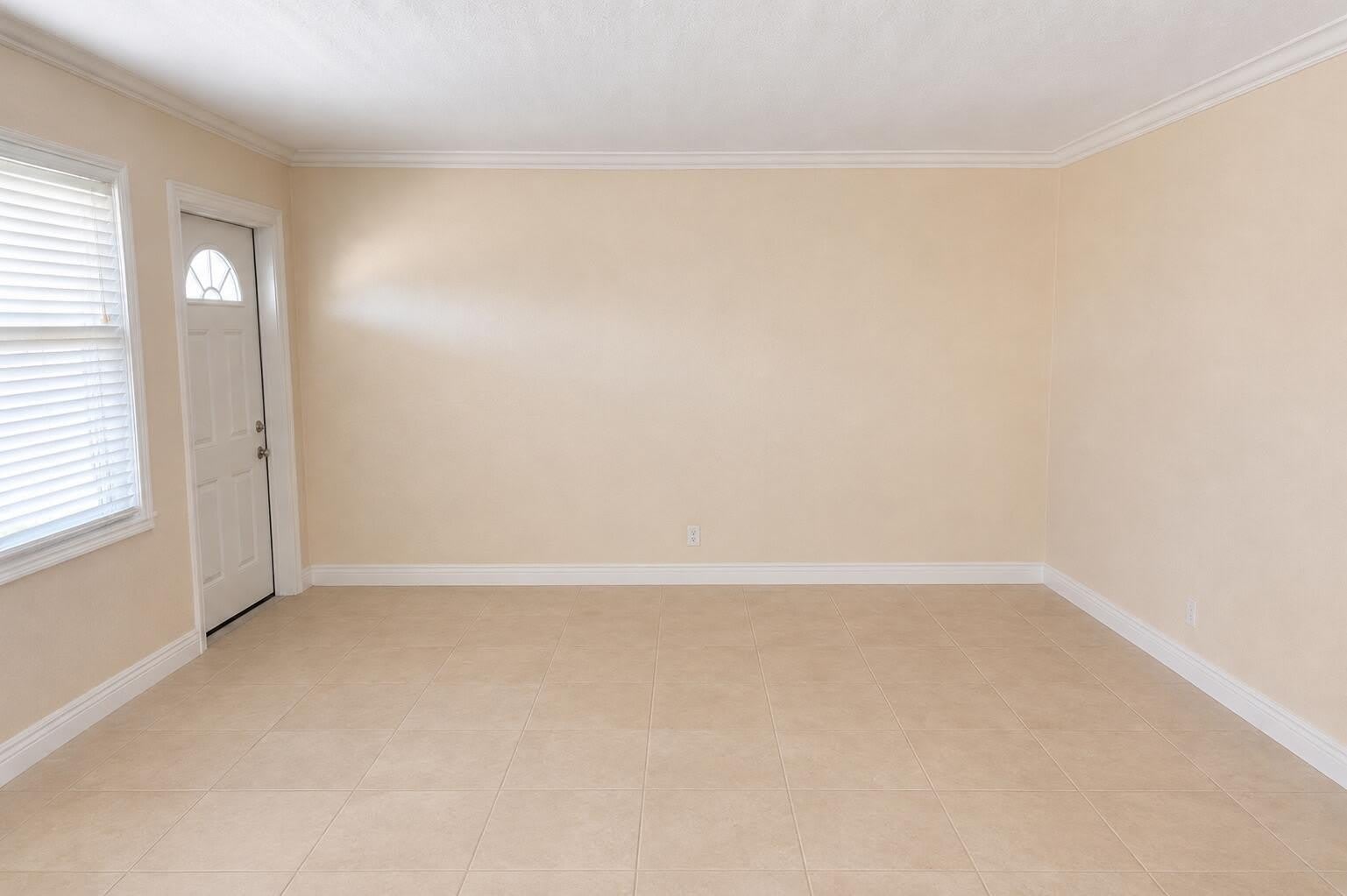 1221 Se 3Rd Street – photo 5