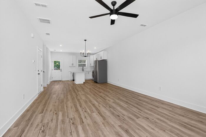 308 East Talleyrand Avenue – photo 4