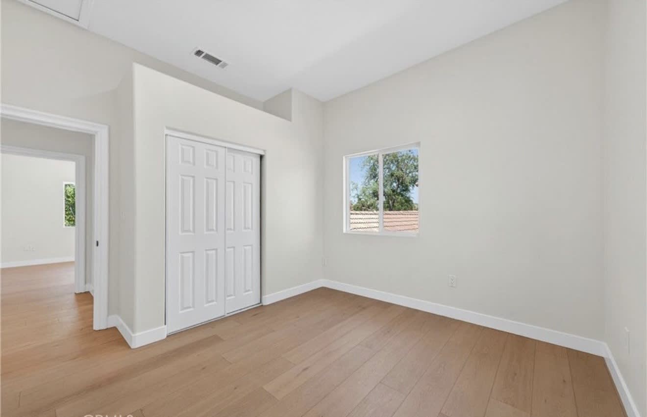 762 North Huntington Street – photo 4